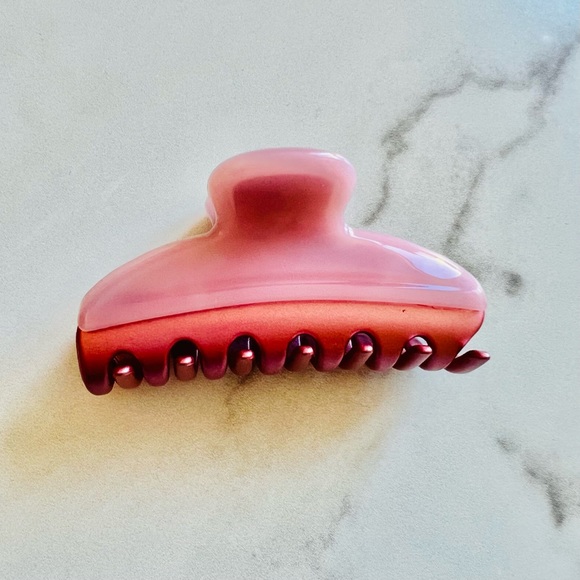 (Sold) Alexandre de Paris - Medium Jaw Hair Clip - Picture 2 of 6